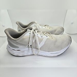 New Balance Fresh Foam Arishi V4 Shoes Unisex M10 W11.5 D White Running Sneakers